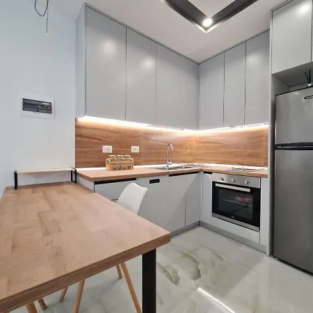 Alvi Lägenhet Golem (Tirana)