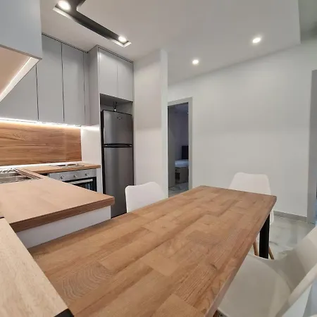 Alvi Apartment *